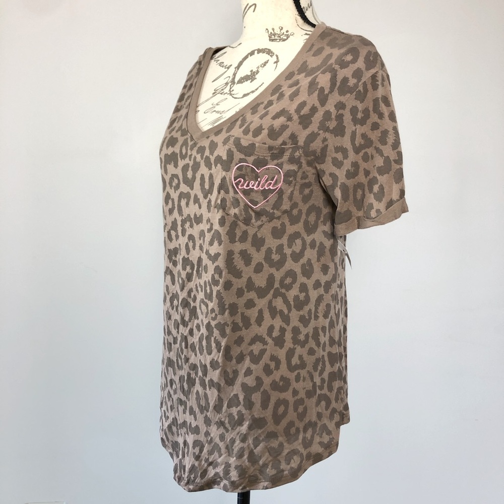 3/24  Awake Animal Print V Neck Pajama Top - S - Picture 2 of 5